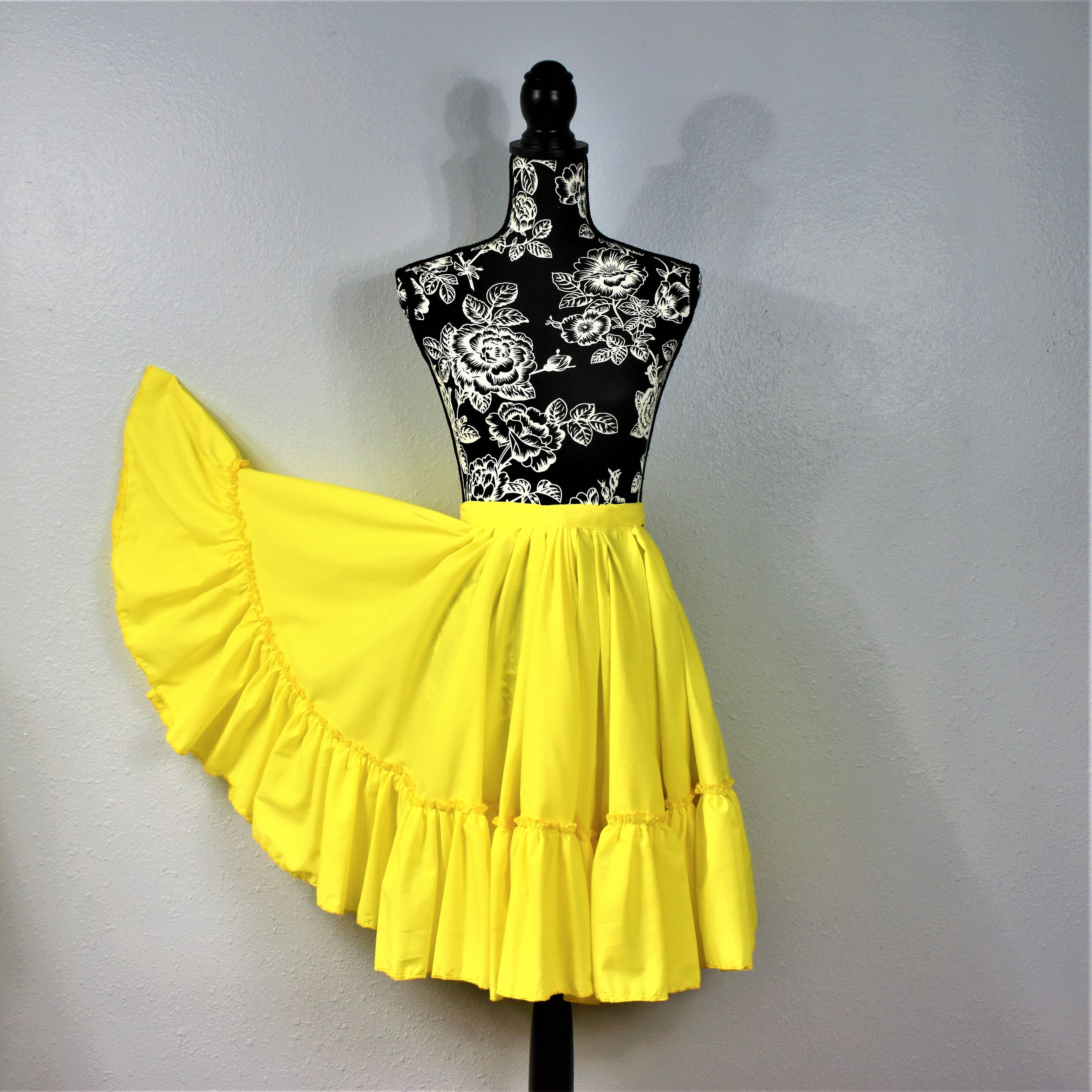 Neon yellow skirt hot sale